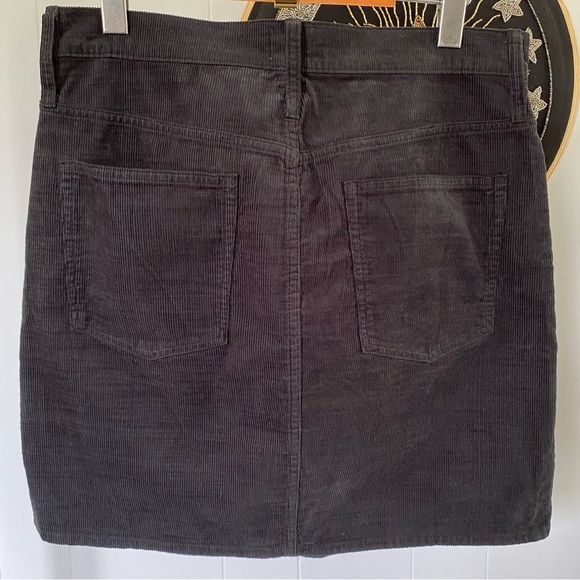 NWT J Crew Mini Skirt in Corduroy BD519 Cotton Black Pockets 28 Short Cute Retro - Picture 4 of 5